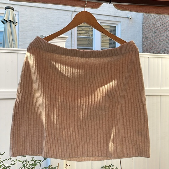 Rachel Parcell - Warm Peach Ribbed Sweater Skirt Size XL - Picture 3 of 10